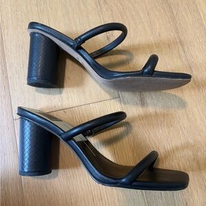 Dolce Vita Noles Black Onyx Snakeskin Strappy Heeled Sandals